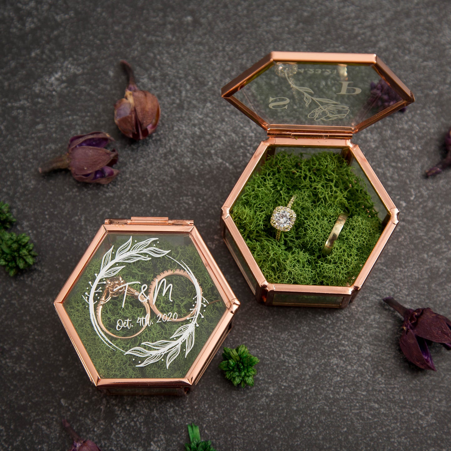 Hexagon Glass Ring Box with Moss - Gold or Rose Gold - Personalized Ring Box for Wedding Ceremony, Modern Ring Holder for Engagements