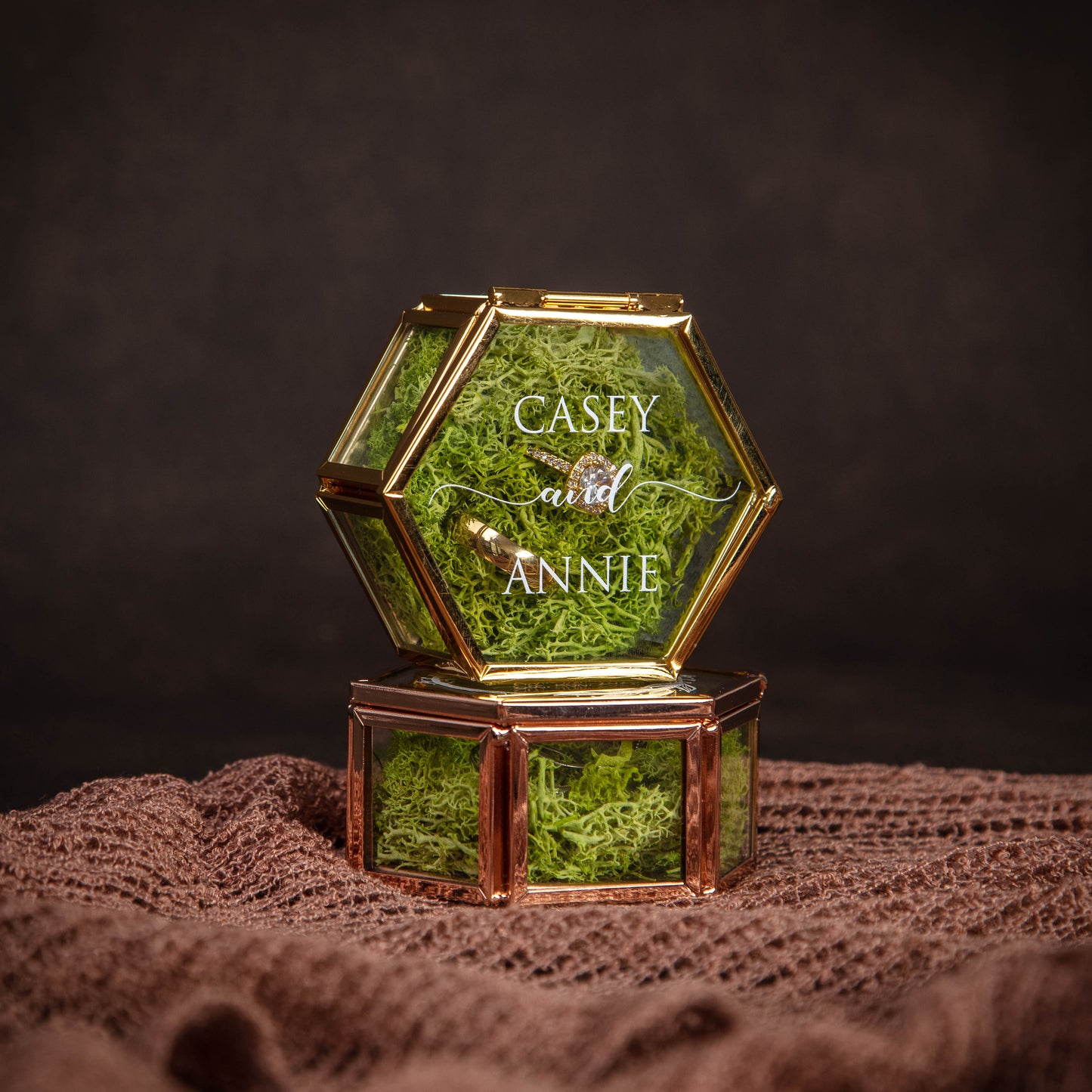 Hexagon Glass Ring Box with Moss - Gold or Rose Gold - Personalized Ring Box for Wedding Ceremony, Modern Ring Holder for Engagements