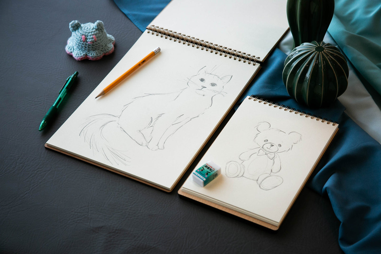 Engraved Sketchbook - Wooden Personalized Drawing Book with Blank Pages, Gift for Artists Kids Students Grand daugther Child Son Birthday