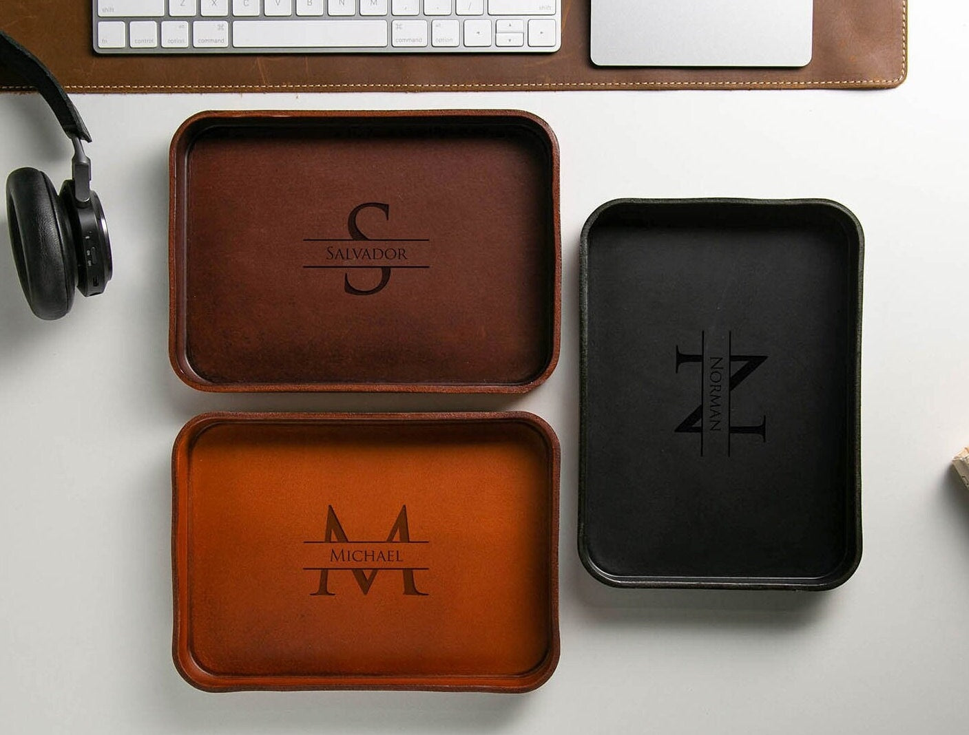 Vegetable Tanned Hard Leather Valet (Design 1) - 3 Year Anniversary Gift for Him Husband Fiancé, Catchall Storage for Desk Dad, Dump Tray