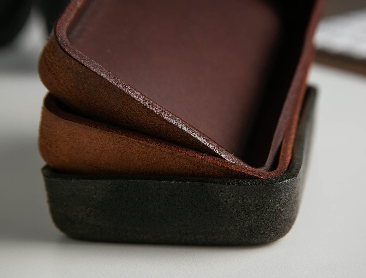 Vegetable Tanned Hard Leather Valet (Design 6) - Engraved Tray for Him Boyfriend Husband Mens Anniversary, Custom Message Gifts for Mother