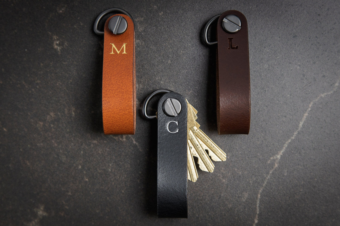 Embossed Leather Strap Key Chains (Initial) - Customzied Monogram Leather Key Ring, Luxury Minimalist 3rd Anniversary Simple Keychain Gift