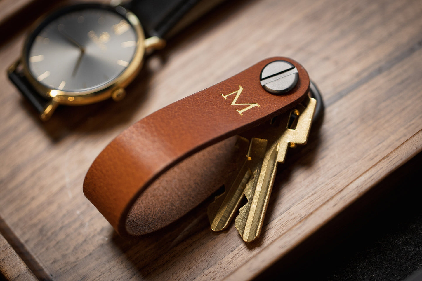Embossed Leather Strap Key Chains (Initial) - Customzied Monogram Leather Key Ring, Luxury Minimalist 3rd Anniversary Simple Keychain Gift