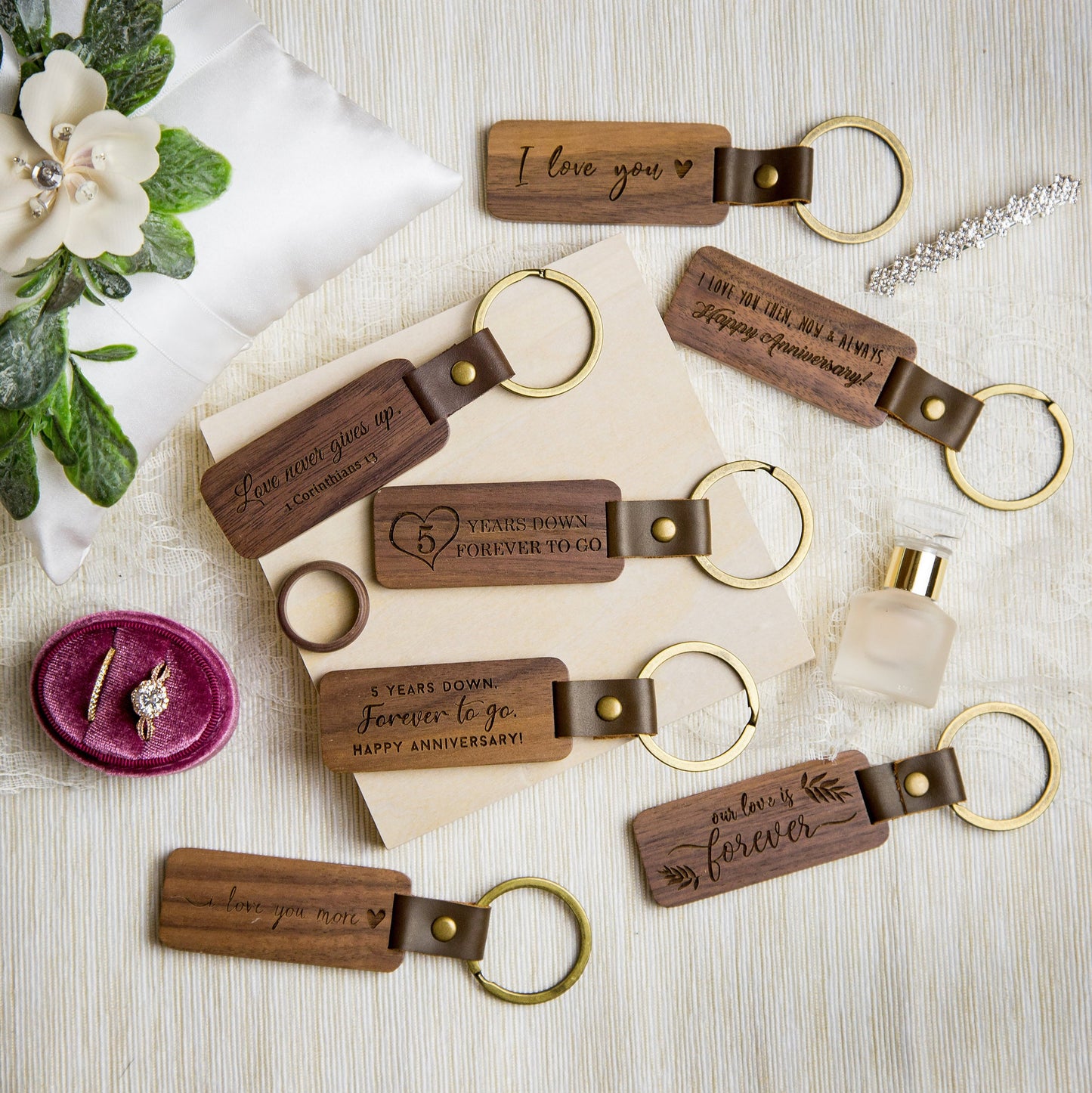 Wood Anniversary Key Chain - 5th Wooden Anniversary Gift for Husband Wife Couple Honeymoon Wedding Small Gift for Mom Boyfriend Girlfriend
