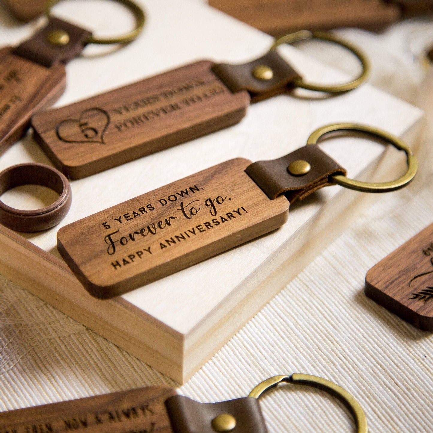 Wood Anniversary Key Chain - 5th Wooden Anniversary Gift for Husband Wife Couple Honeymoon Wedding Small Gift for Mom Boyfriend Girlfriend