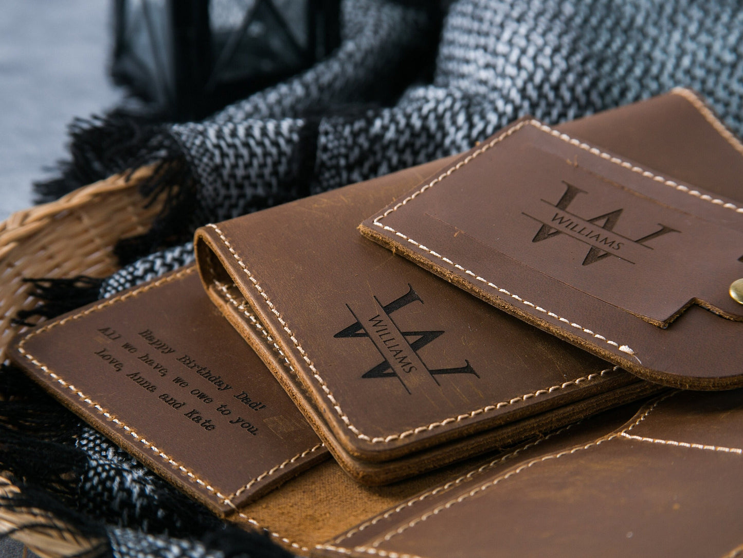 Engraved Passport Holder & Luggage Tag Set - Leather Set 3rd Anniversary Gift, Monogram Travel Wallet, Unique Gift for Mom Dad GF BF Fiancé