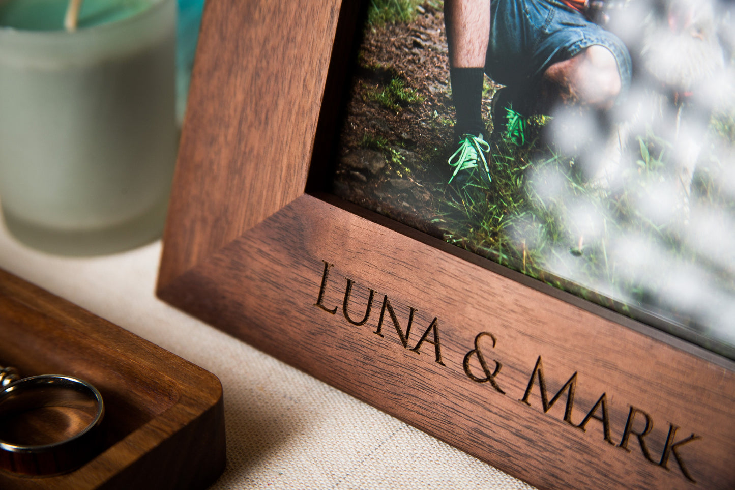 Engraved Wood Frame - Custom Pet Picture Frame, Gift for Dog Cat Mom Dad, Memorial Remembrances Photo Frame For Memories, Bedroom Decor
