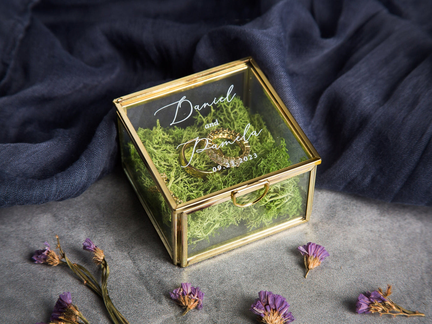 Square Gold Glass Ring Bearer Box with Moss - Personalized Ring Box for Wedding Ceremony, Modern Ring Holder for Engagements, Rustic Wedding