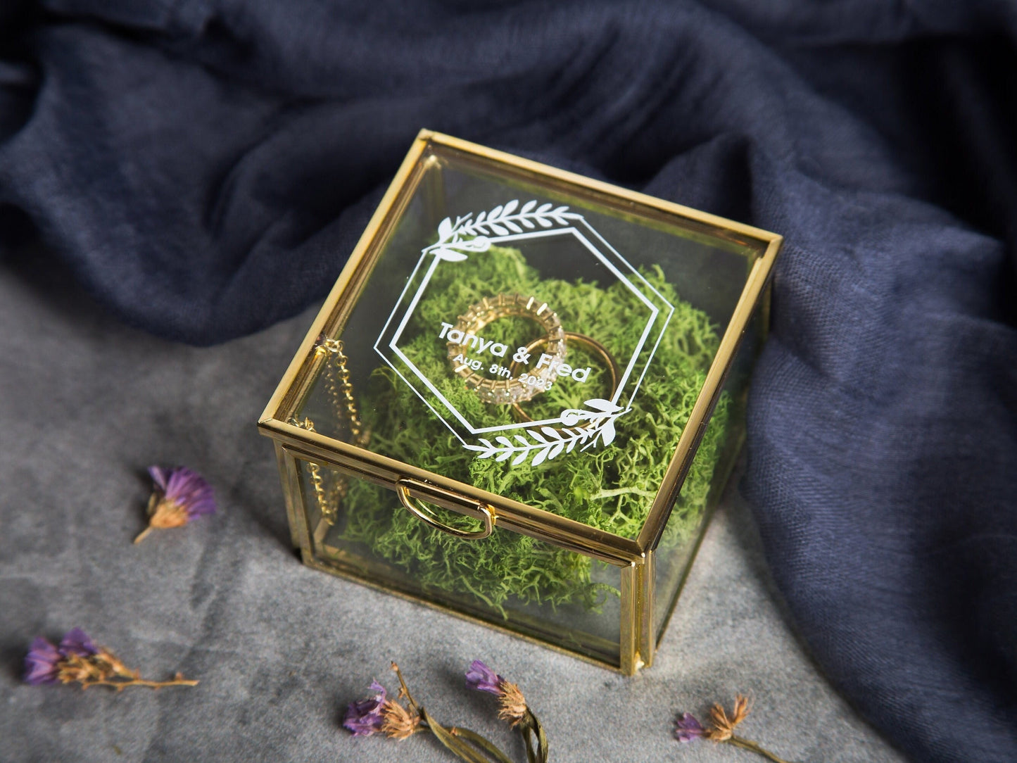 Square Gold Glass Ring Bearer Box with Moss - Personalized Ring Box for Wedding Ceremony, Modern Ring Holder for Engagements, Rustic Wedding