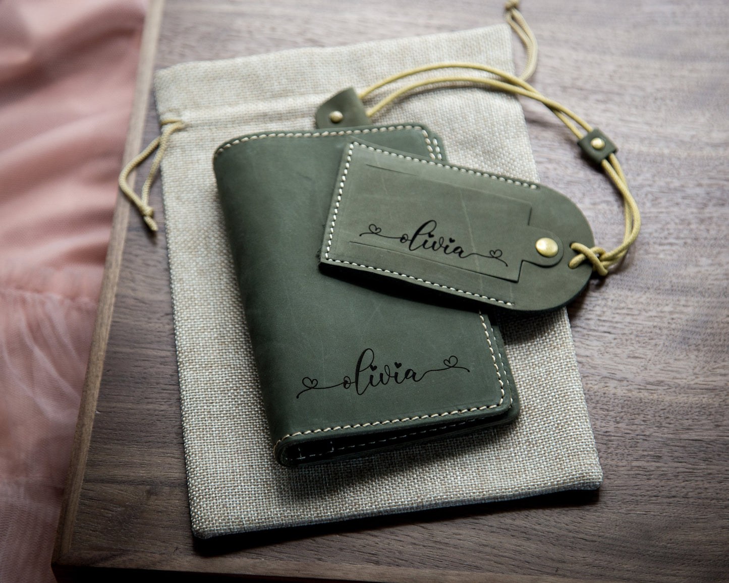 Engraved Leather Passport Holder & Luggage Tag Set - Anniversary Wedding Honeymoon Gift, Gift for Mom Wife Husband Dad, Suitcase Bag Tag