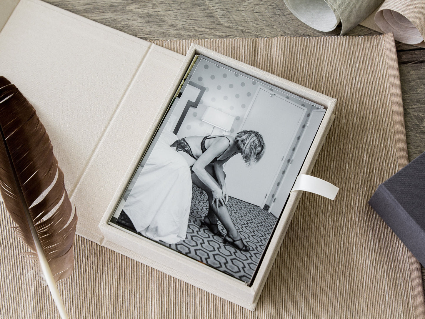 4x6" Boudoir Linen Box - Linen Fabric Photo Storage Box, Boudoir Photography Display Box, Birthday Anniversary Wedding Day Gift for Husband