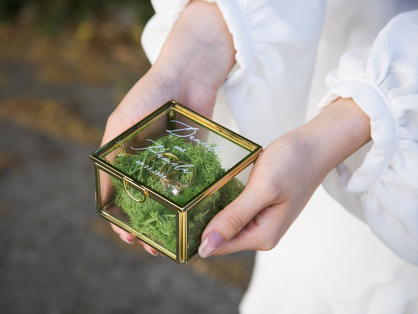 Square Gold Glass Ring Box with Moss - Personalized Ring Box for Wedding Ceremony, Modern Ring Holder for Engagements, Rustic Wedding Gift