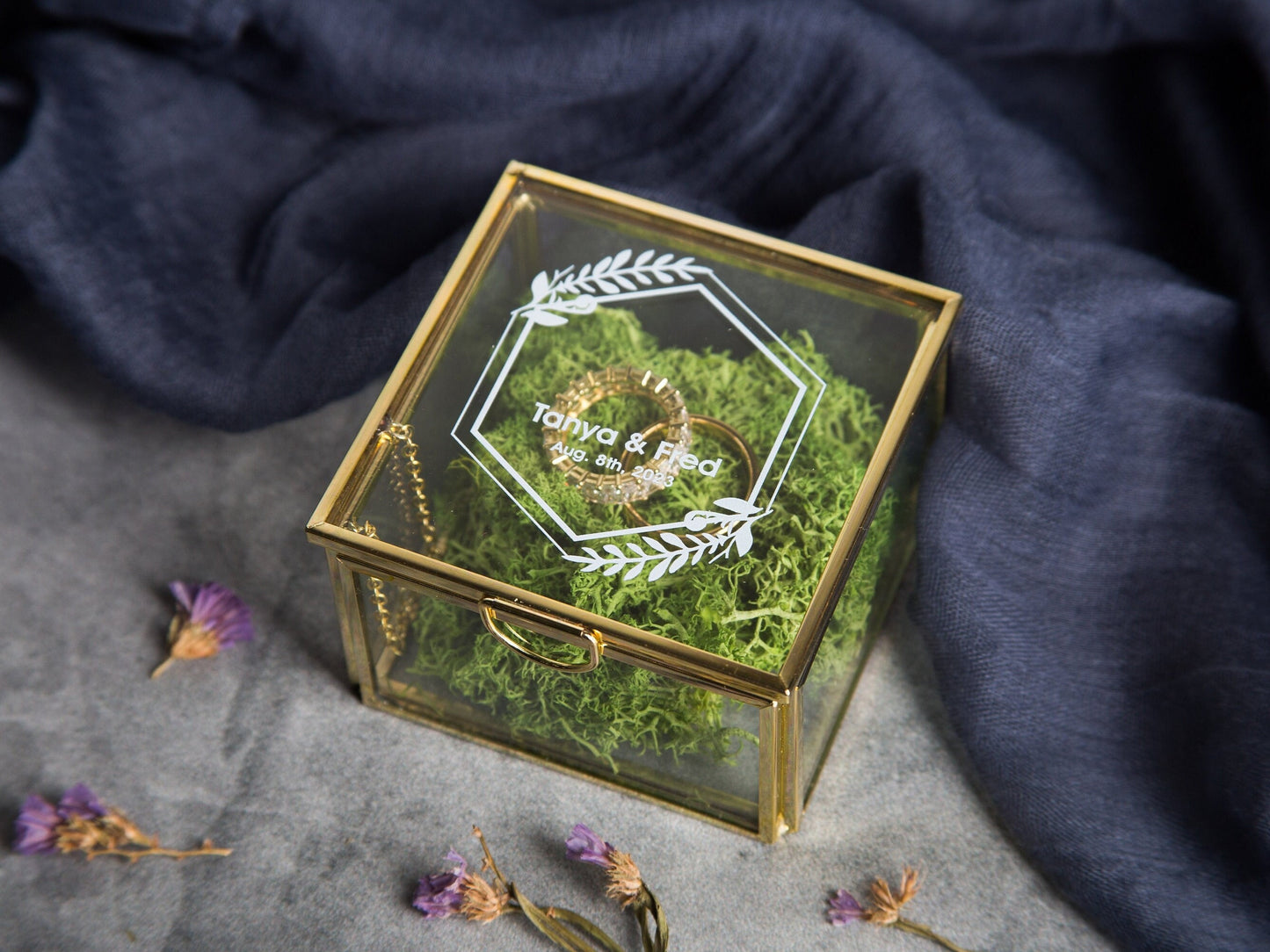 Square Gold Glass Ring Box with Moss - Personalized Ring Box for Wedding Ceremony, Modern Ring Holder for Engagements, Rustic Wedding Gift