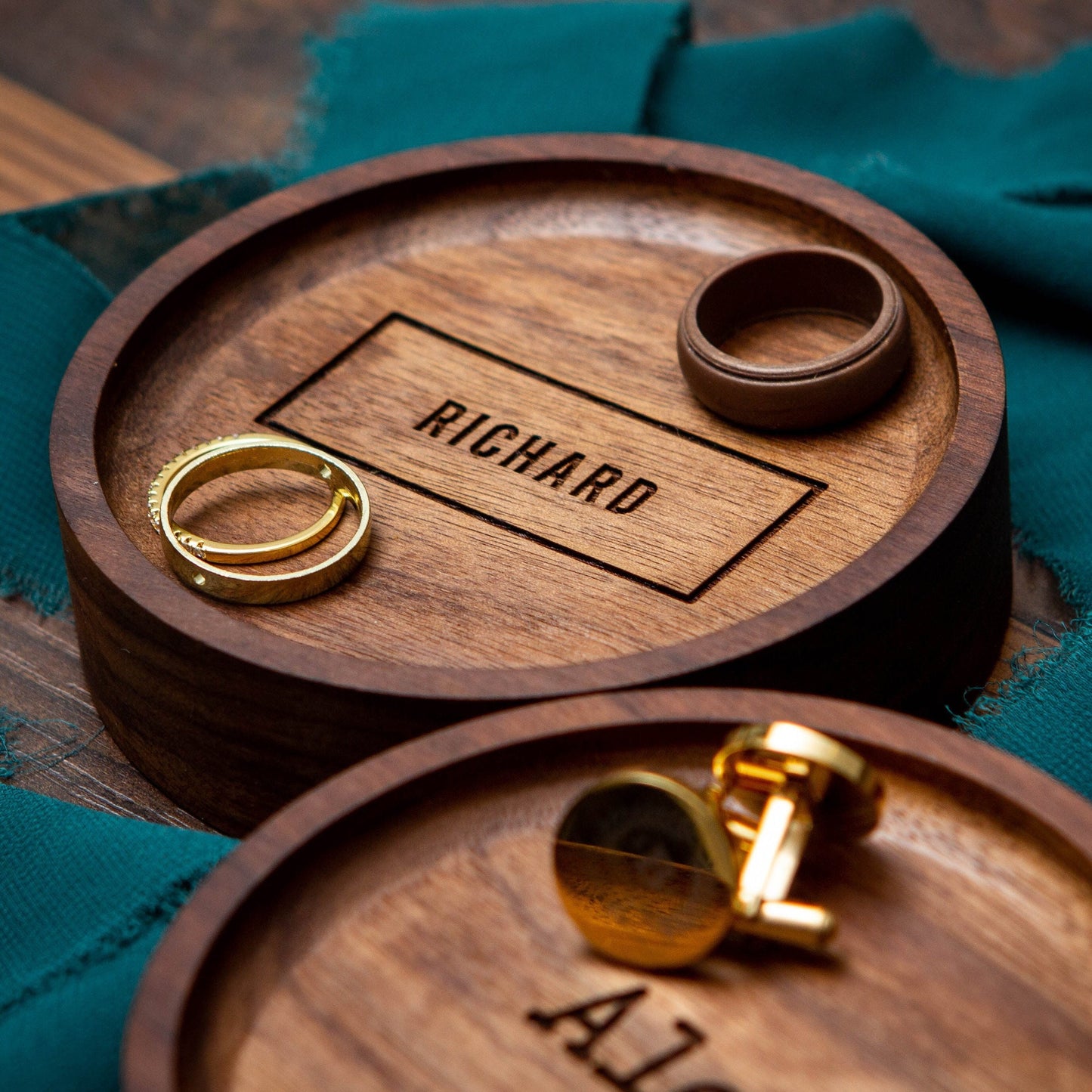 Round Wood Ring Dish - Mens Jewelry Tray 5th Wedding Anniversary Birthday Gift for Boyfriend Husband Dad, Dorm Decor, Teacher College Gift