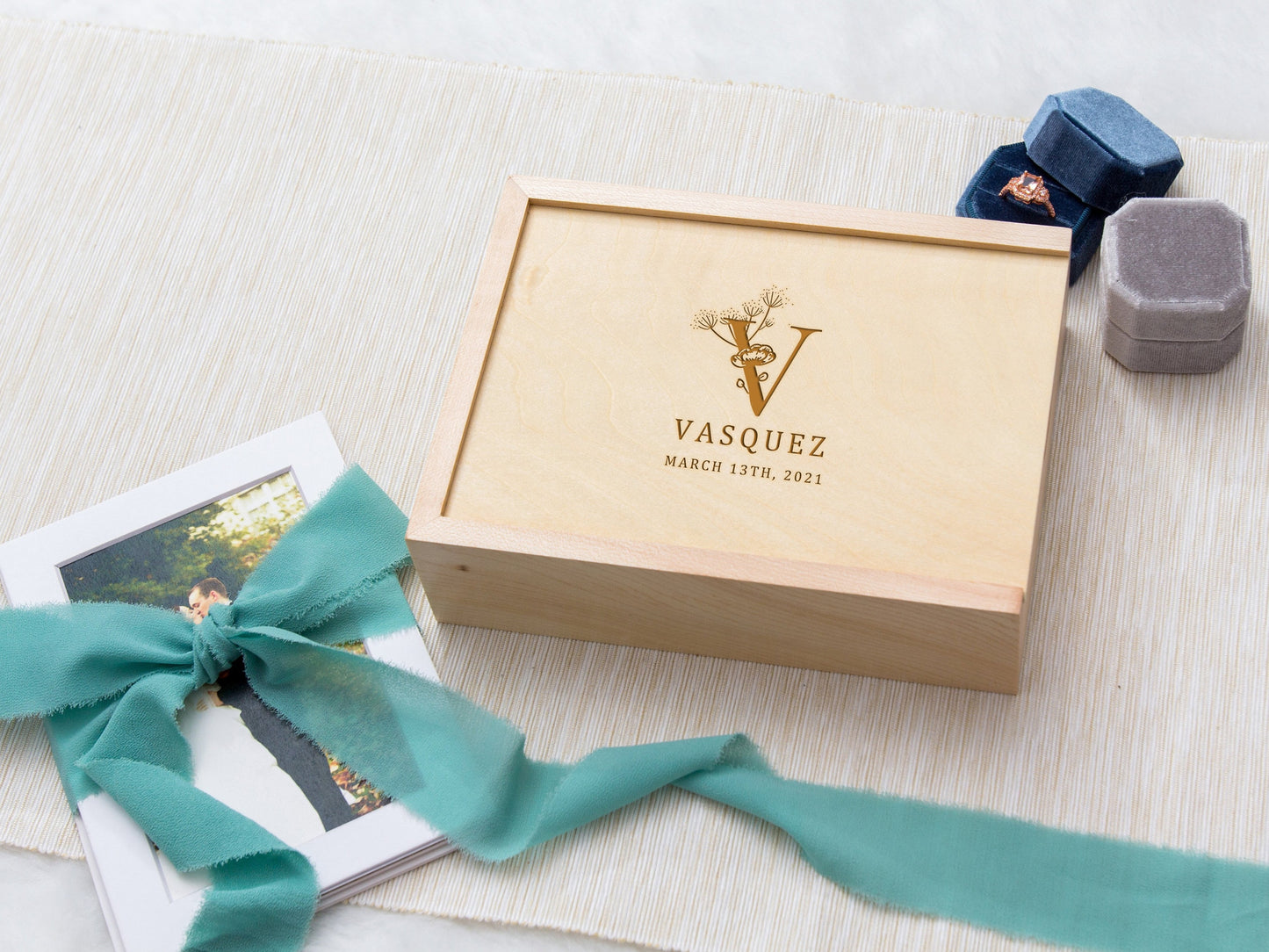 4x6" Photo Memory Box in Maple Wood - Photography Session Picture Box, Print Storage, Custom Gift Box for Christening Birthday New Parents