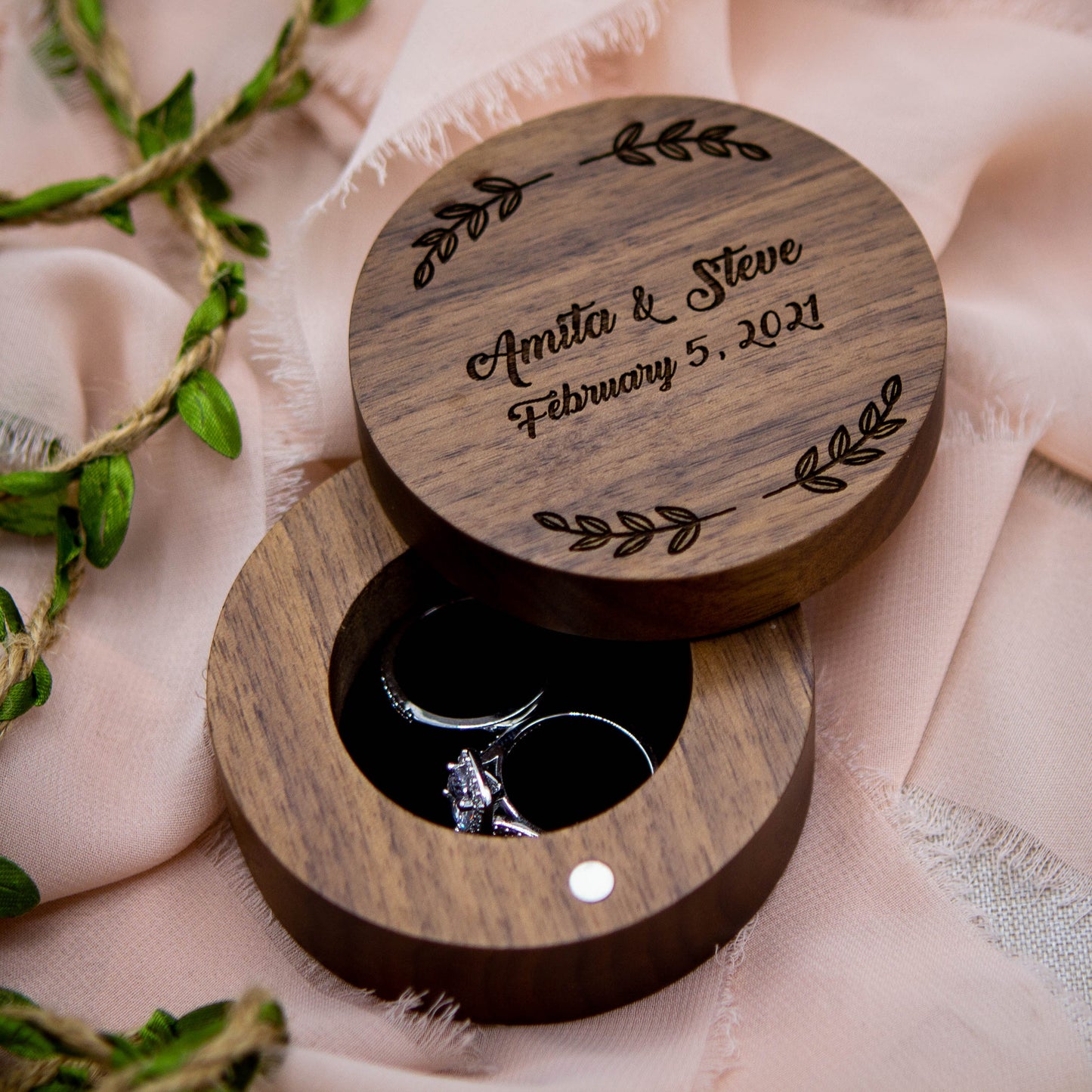 Circle Wood Ring Box - Engraved Ring Bearer Box for Wedding Ceremony, Proposal or Engagement Ring Box, Ring Dish Storage, Gift for Her