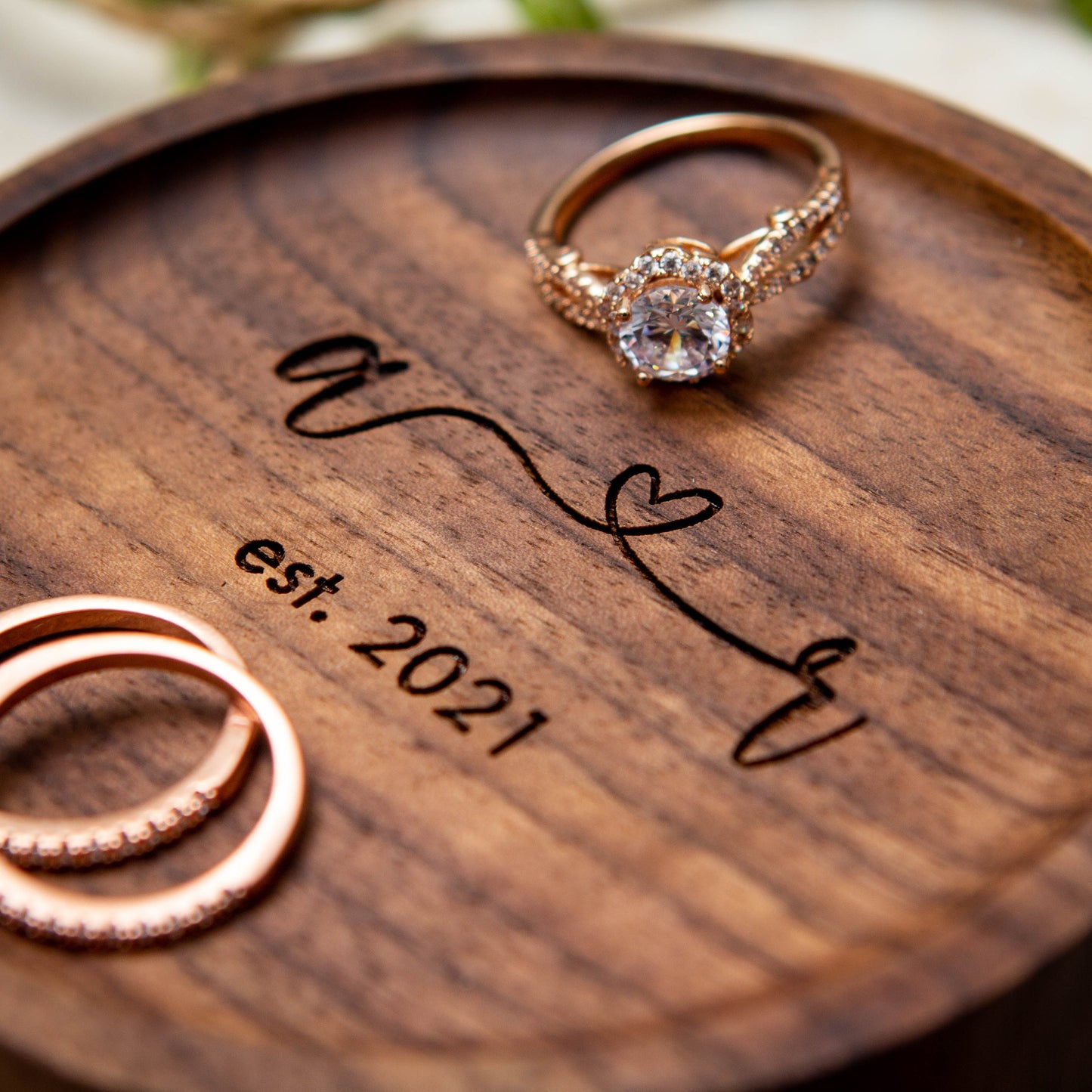 Round Wood Ring Dish - Small Jewelry Tray, Gift for Engagement, Anniversary Gift for Husband Wife, Gift for Dad Friends Teacher Appreciation