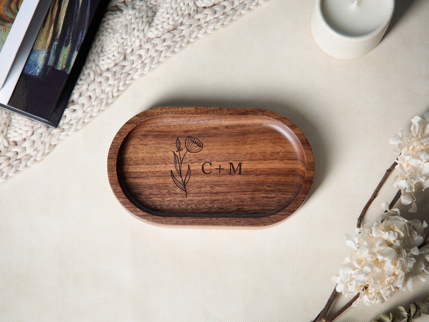 Engraved Floral Tray - Round / Oval Jewelry Tray 5th Engagement Wedding Anniversary for Husband Wife Couple Custom Gift, gift for her