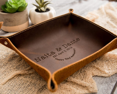 Engraved Anniversary Leather Valet Tray Gift - 3rd Year Anniversary Couple Husband Wife, Thoughtful Custom Gift, Empty Your Pockets Daddy