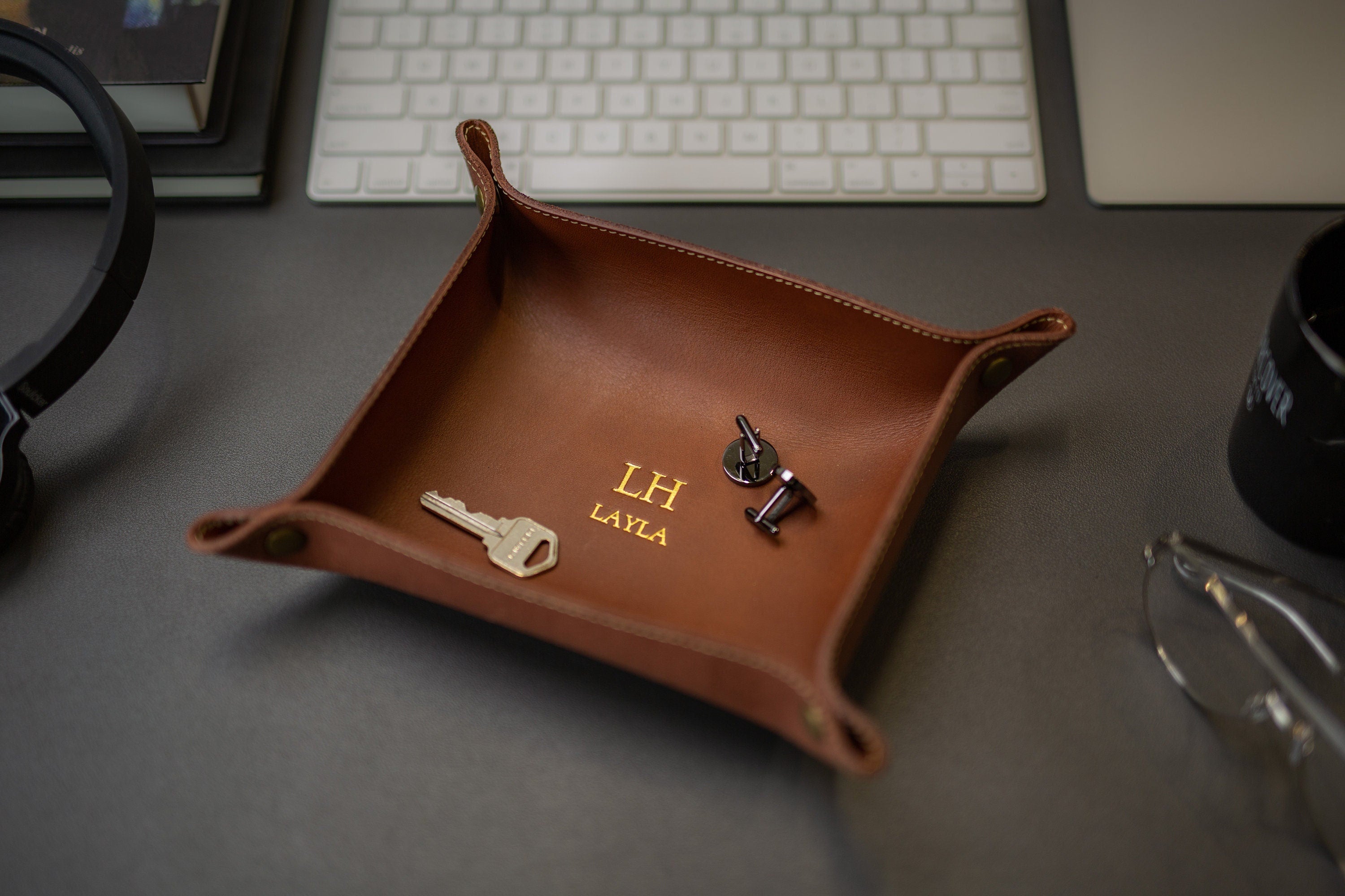Embossed Snap Leather Valet