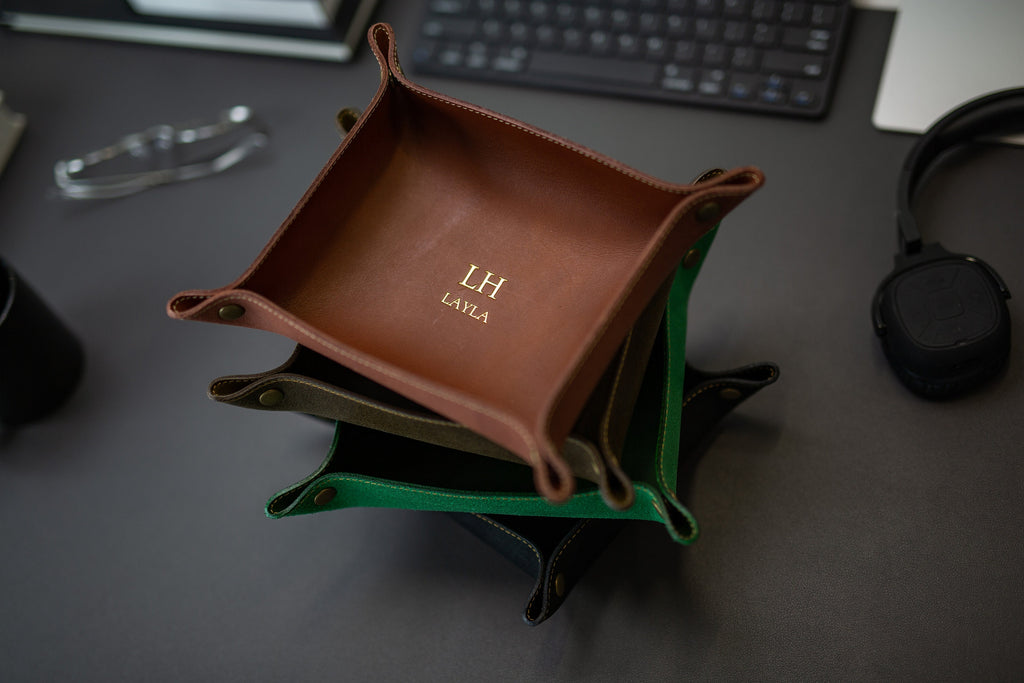 Embossed Snap Leather Valet