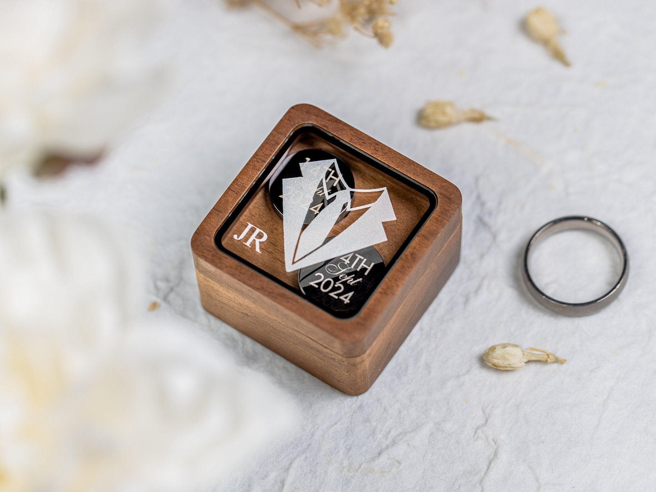 Metal Cufflinks & Square Box w Glass Lid (Set)