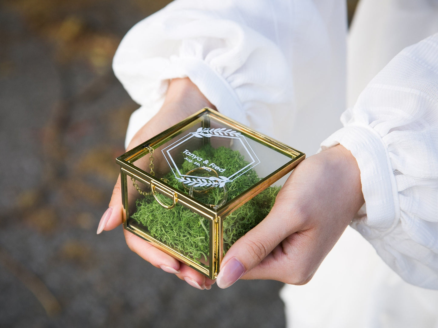 Square Gold Glass Ring Bearer Box with Moss - Personalized Ring Box for Wedding Ceremony, Modern Ring Holder for Engagements, Rustic Wedding