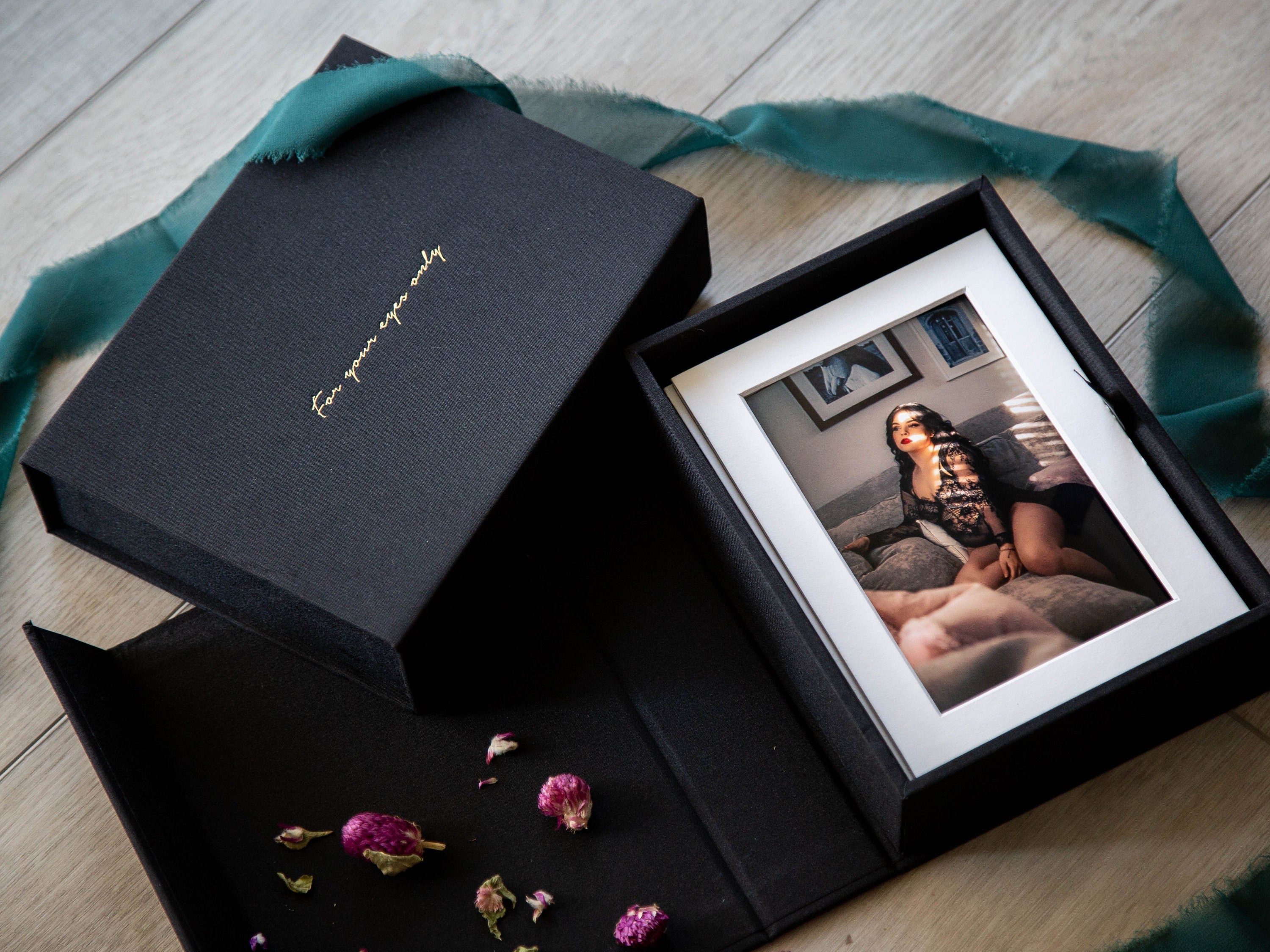 5x7" Boudoir Linen Photo Box