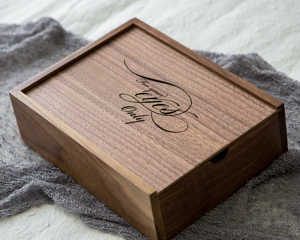Custom Engraved Photo Box with 4x6 Photo Mats – Couples Boudoir Gift