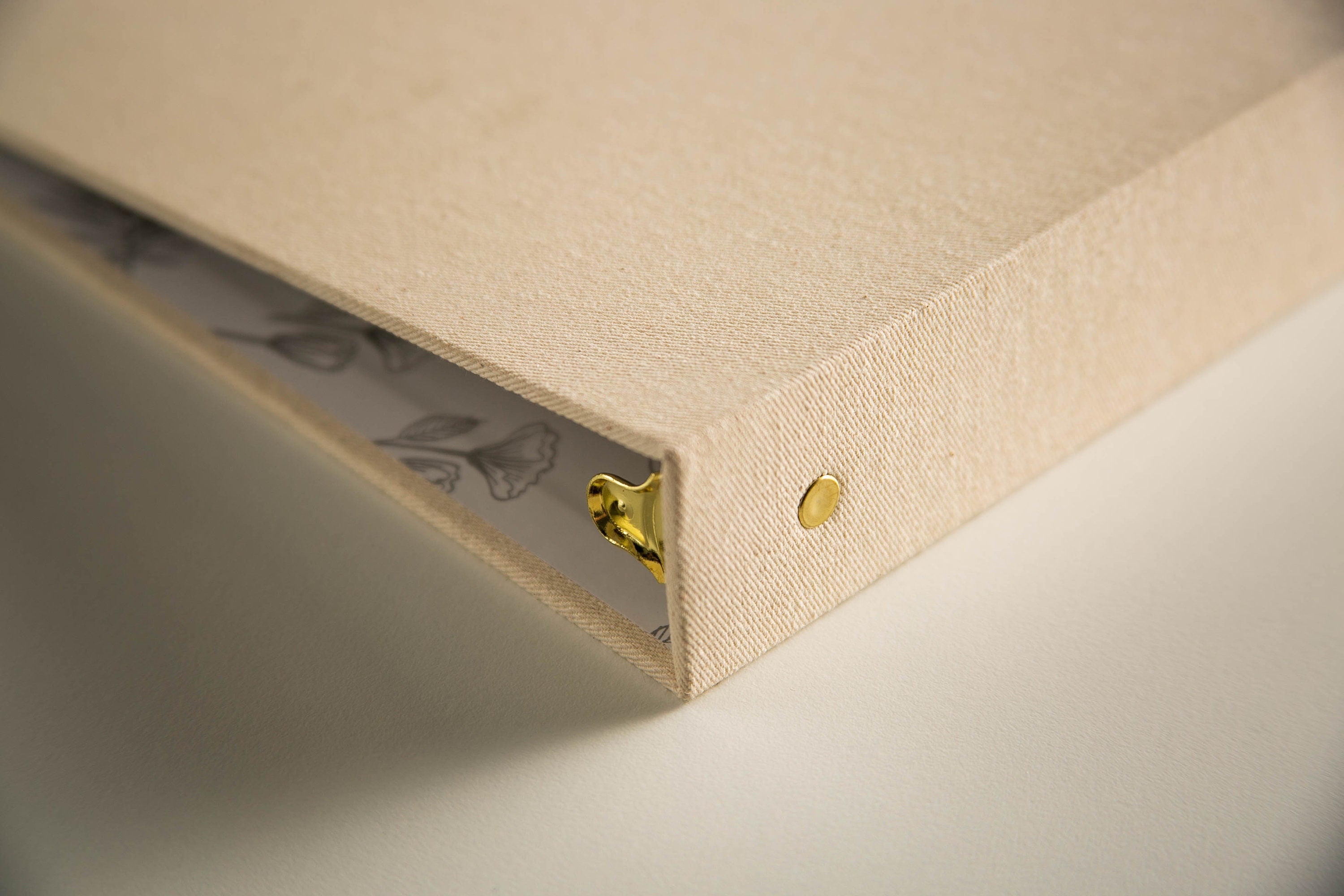 Rental 3 Ring Linen Binder (Design 3) - Refillable Welcome Book, DIY Blank Binder, Guest Information Airbnb Cabin, Rental Guestbook