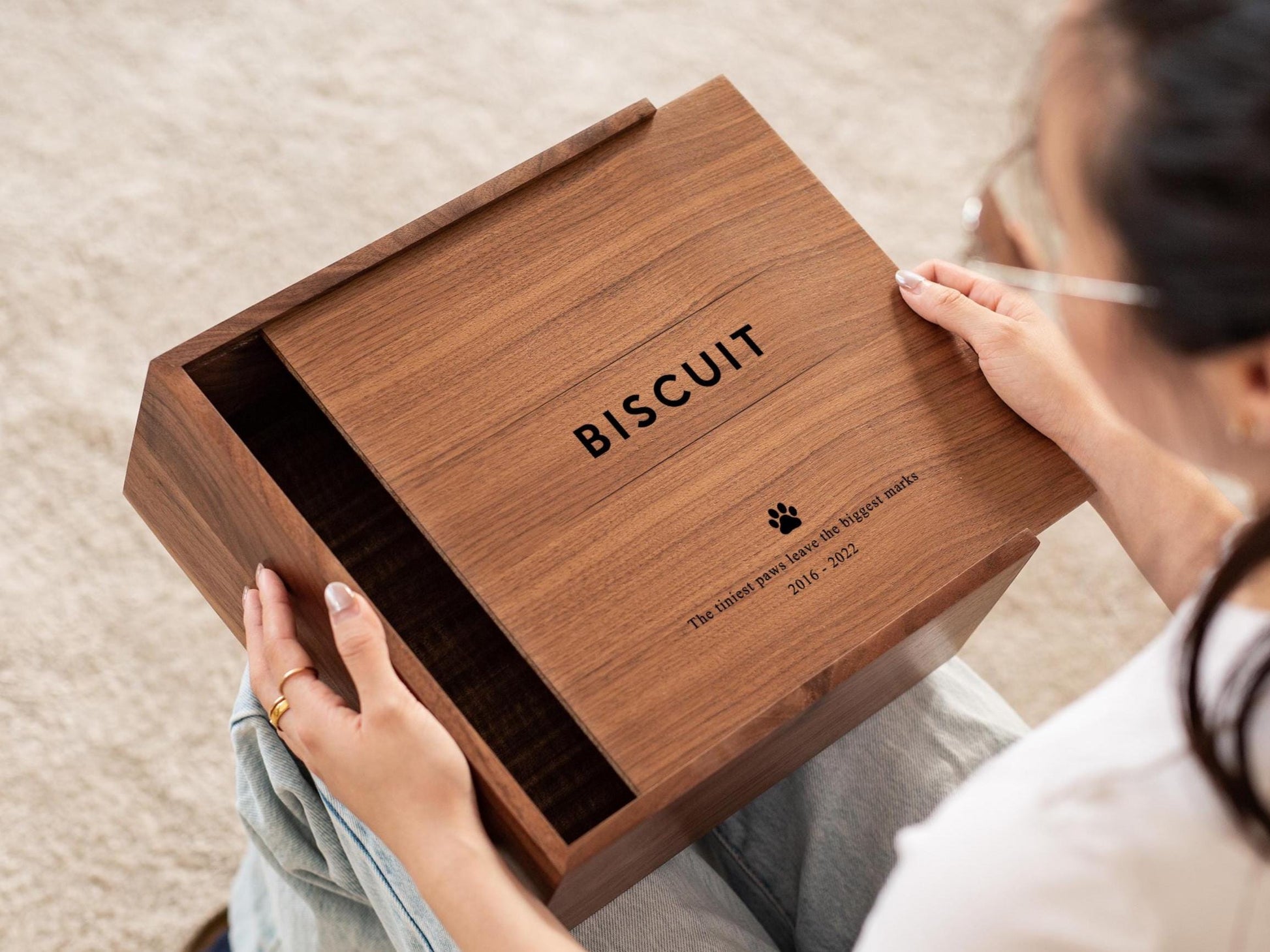 10x10 Walnut Memory Box (D3) - Personalized Pet Name Memorial Keepsake Toy Collar Storage Cat Dog Engrave Paw Print Sympathy Loss Owner Gift