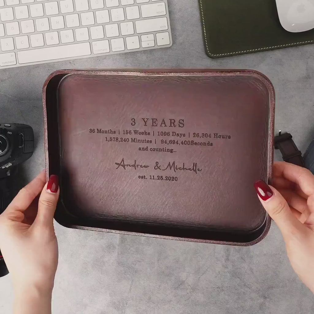 Vegetable Tanned Hard Leather Valet (Design 4)